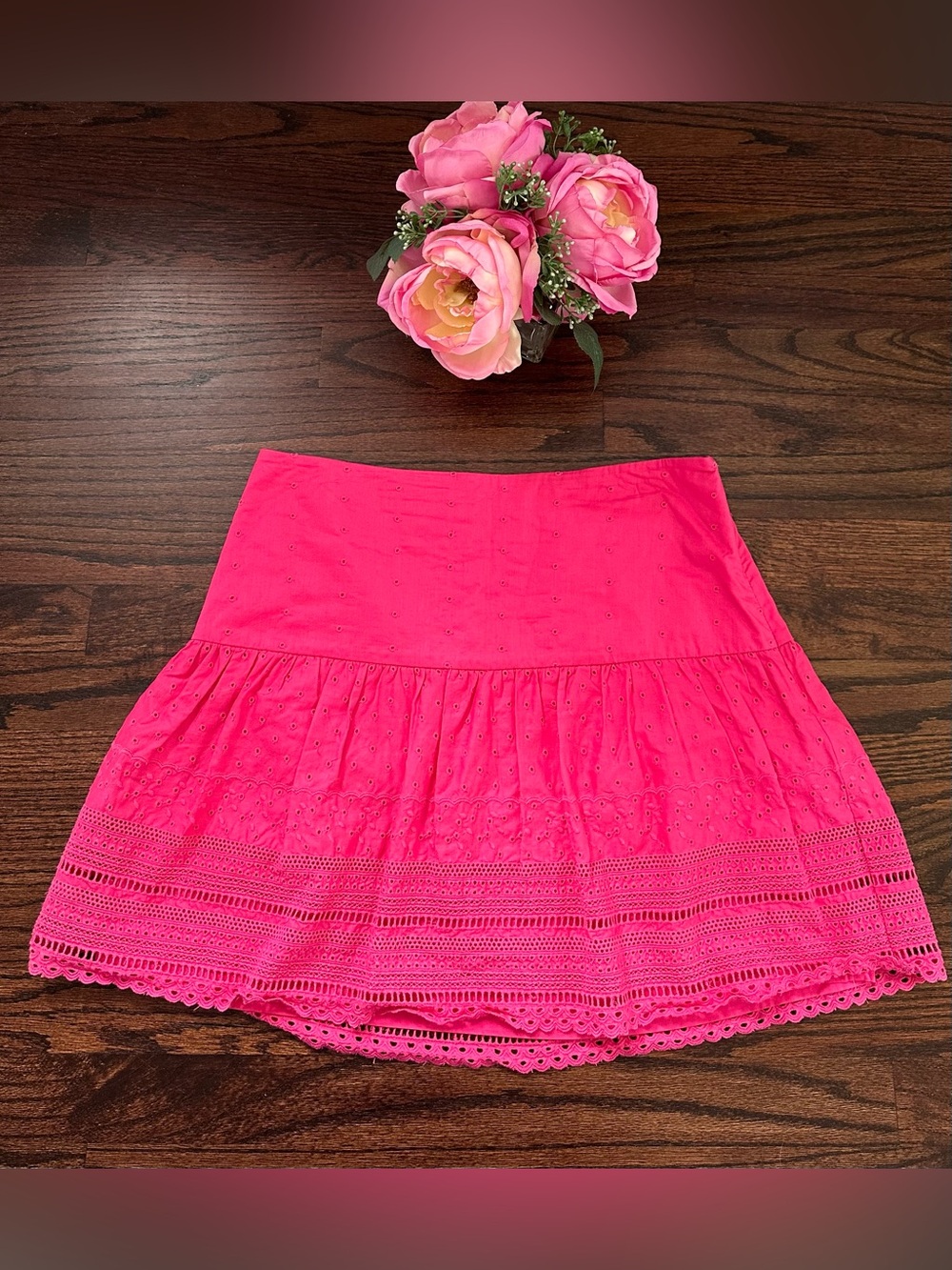 Lilly Pulitzer pink eyelet skirt, size 8
